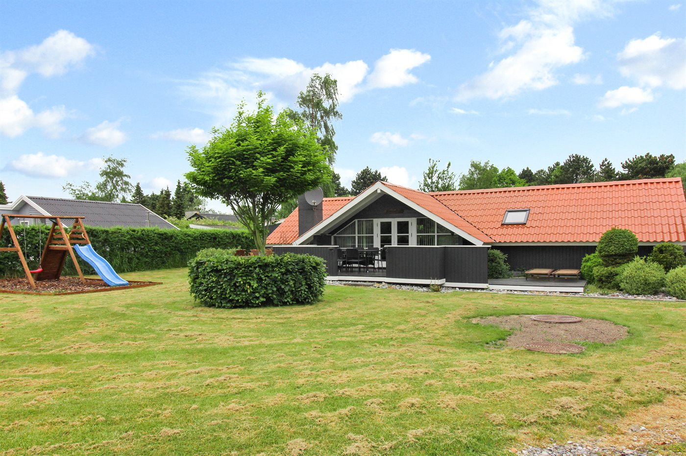 Entspannendes Ferienhaus mit Nähe zum Strand und Naturparadies
