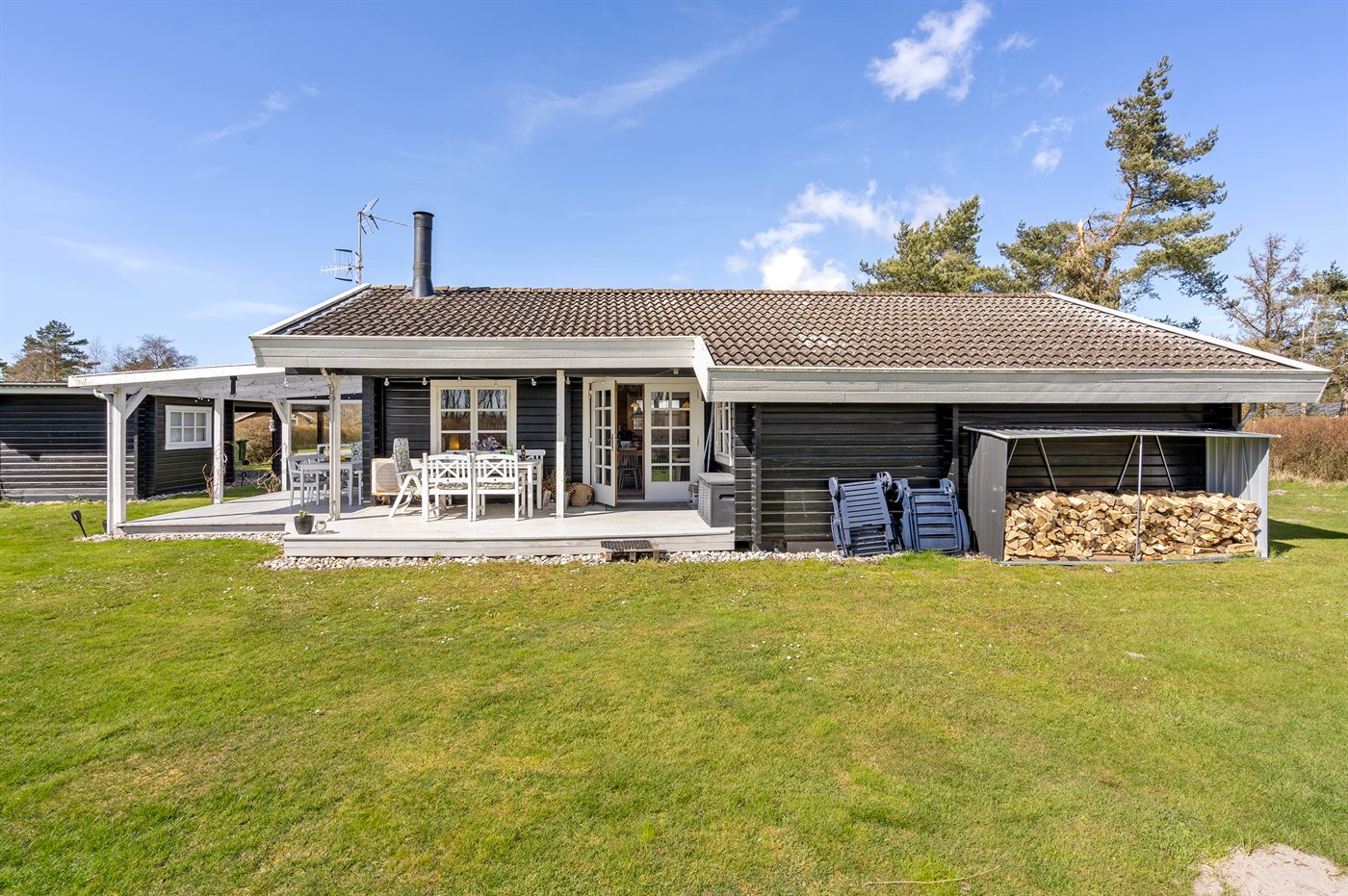 Urlaubsglück in Kramnitse: Gemütliches Ferienhaus am Strand