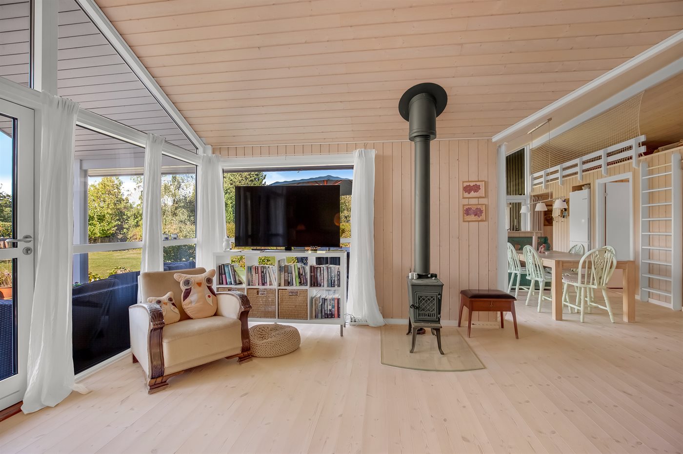 Wohlfühloase mit Sauna, Kamin und Ostseeglück in Gedesby