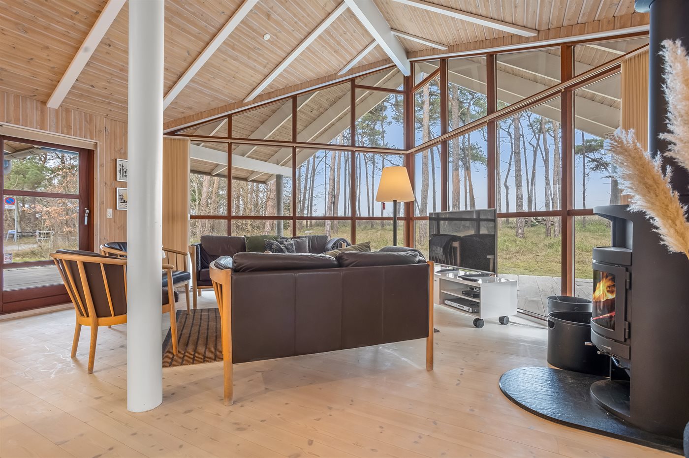 Strandhaus-Glück in Gedesby: Meer, Sauna & Sonnenterrasse - Bild 3