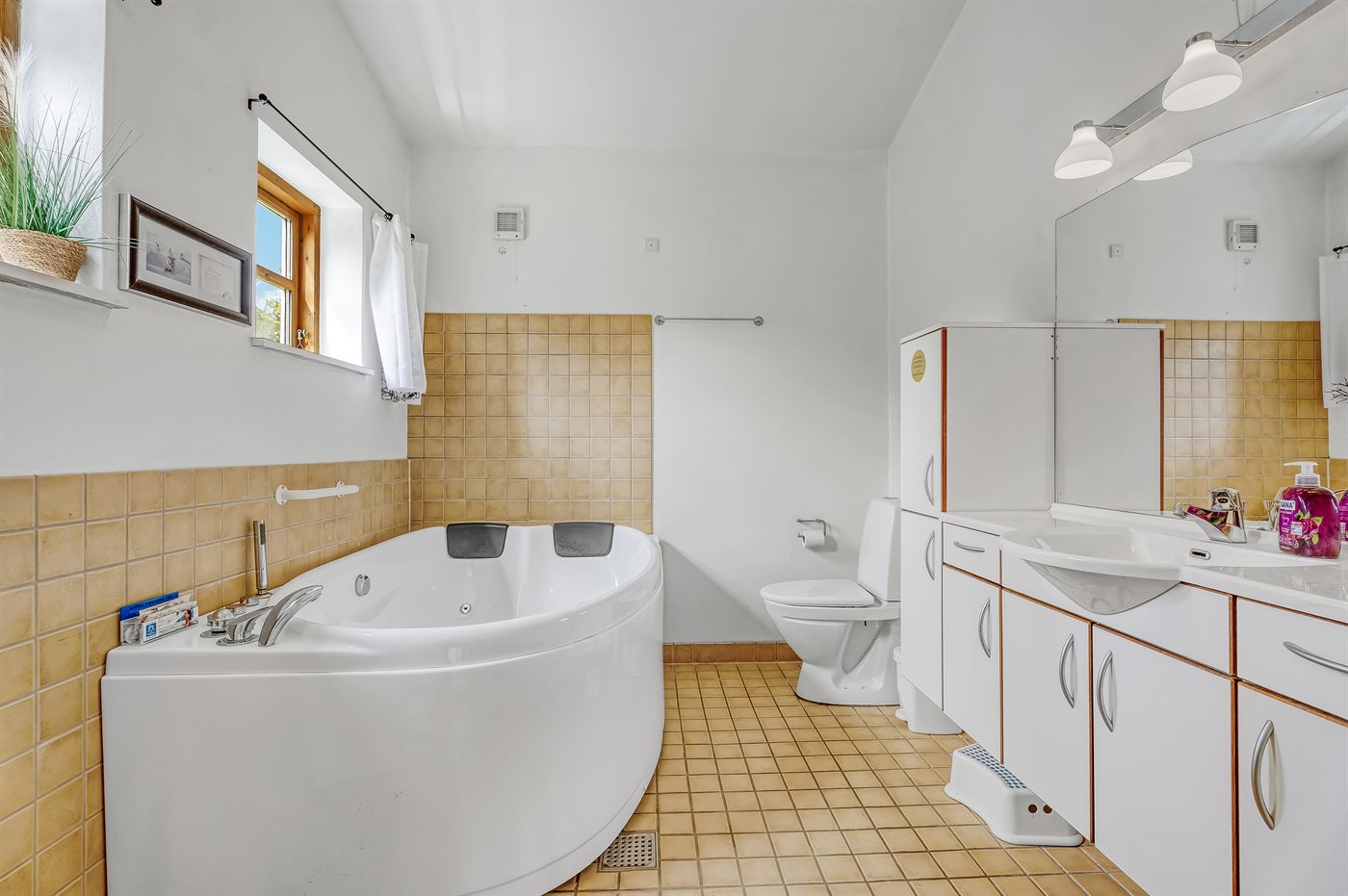 Urlaubstraum in Marielyst: Komfort, Spaß und Strandnähe! - Bild 4