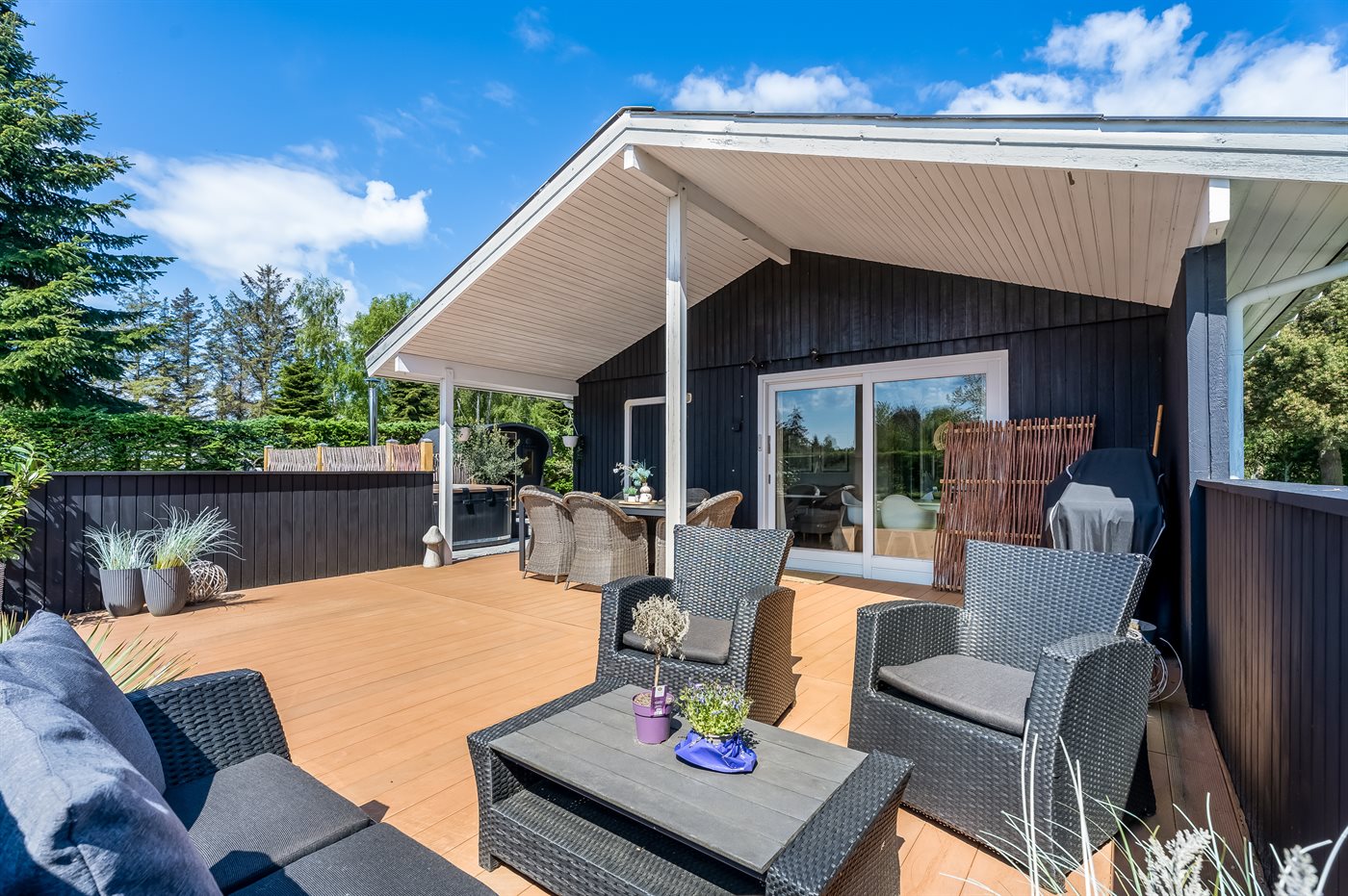 Entspanne im traumhaften Ferienhaus mit Hot-Tub und Sauna! - Bild 3