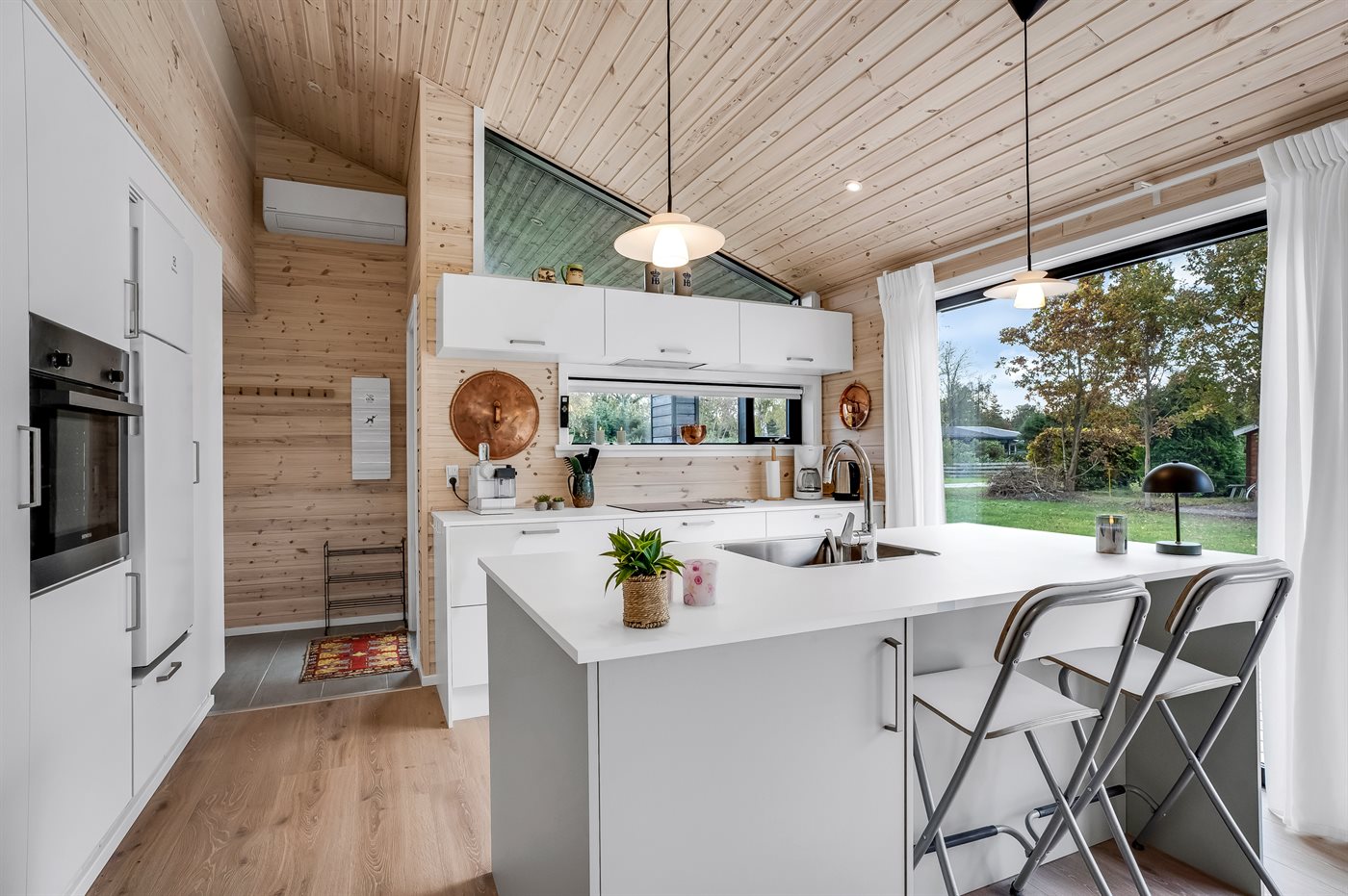 Modernes Ferienhaus mit Sauna & Kamin nahe Sandstrand - Bild 4