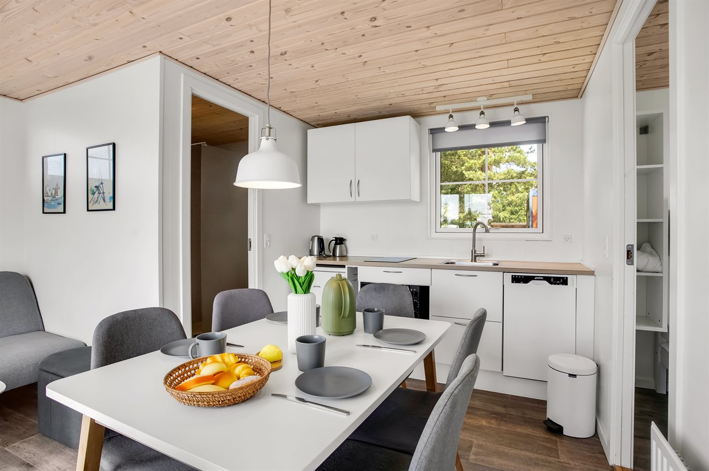 Gemütliches Ferienhaus mit Sauna & Terrasse in Marielyst - Bild 2