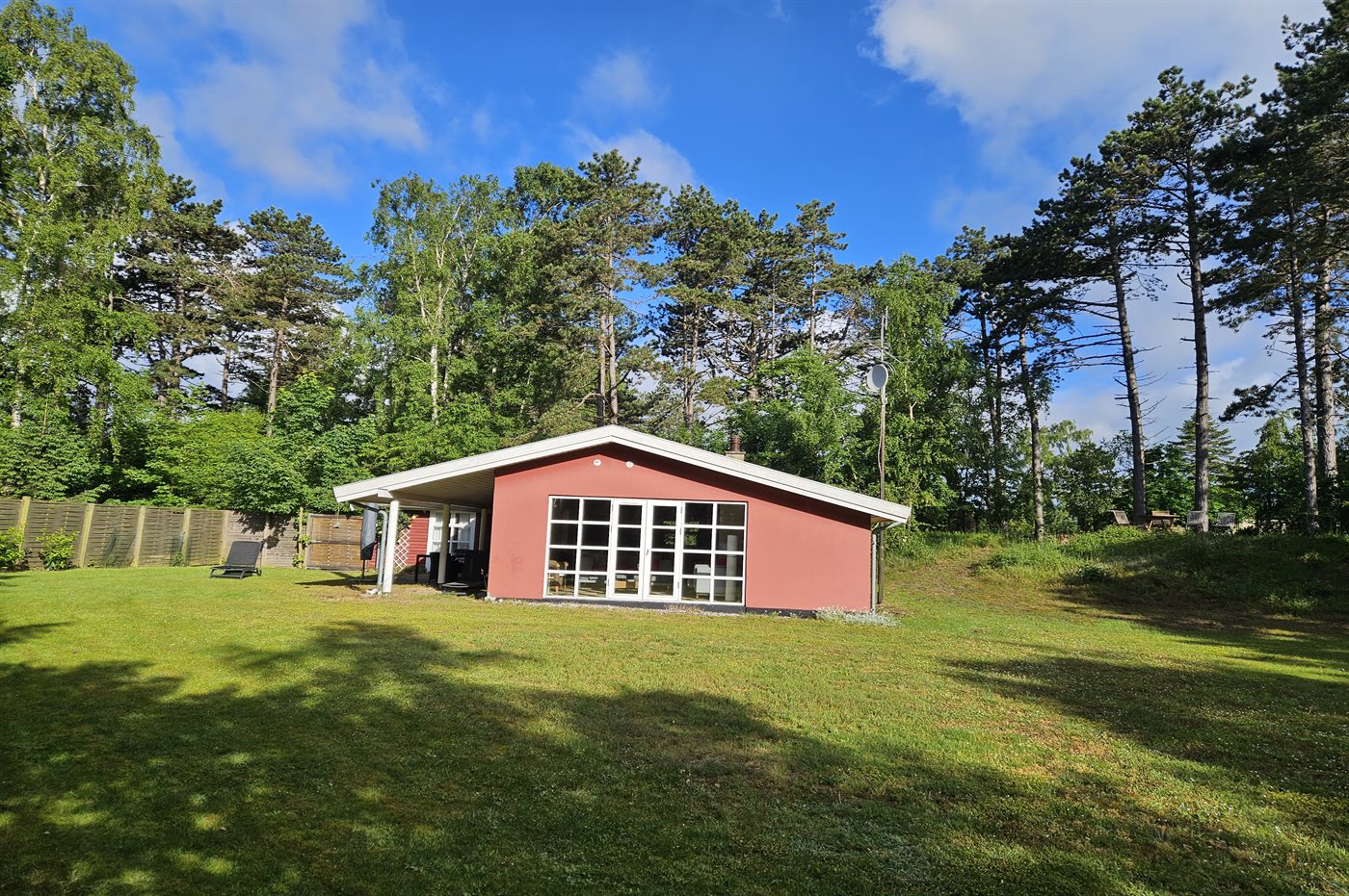 Sonniges Strandhaus mit Meerblick und eigener Sauna!