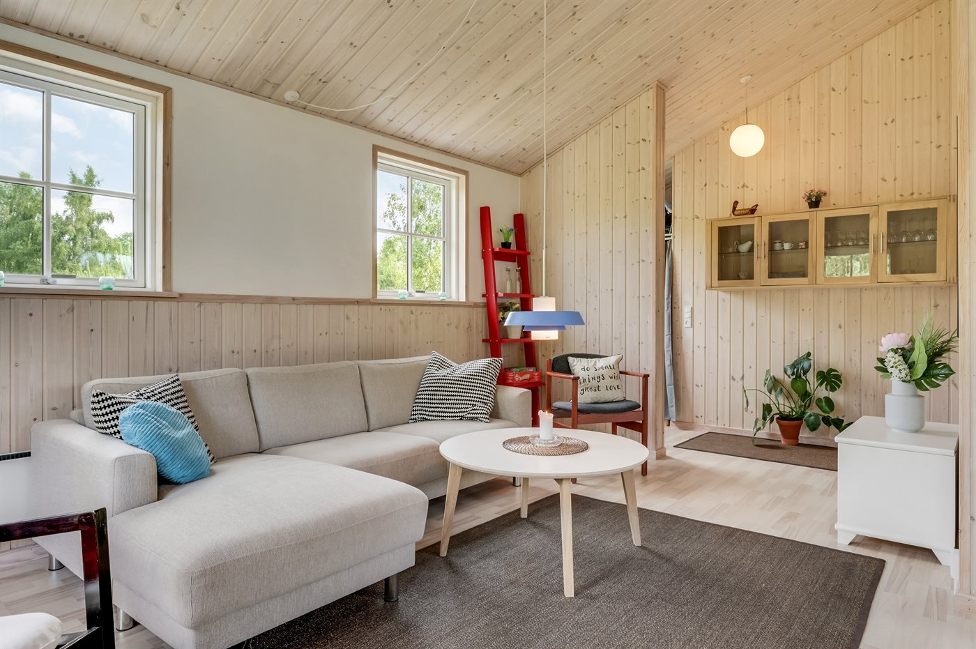 Entspanne im modernen Ferienhaus nur 1500 m vom Strand! - Bild 3