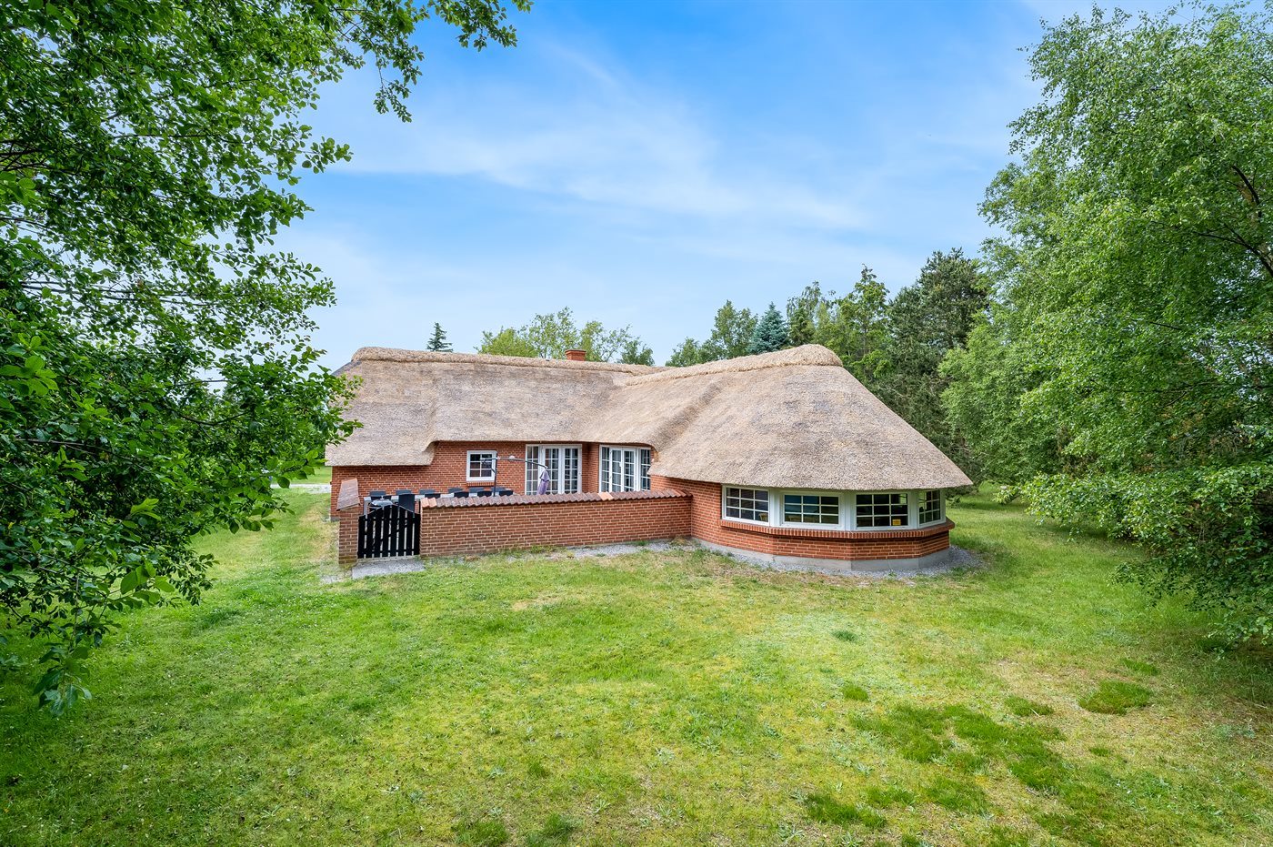Urlaubsparadies in Marielyst: Ein Poolhaus für die ganze Familie!