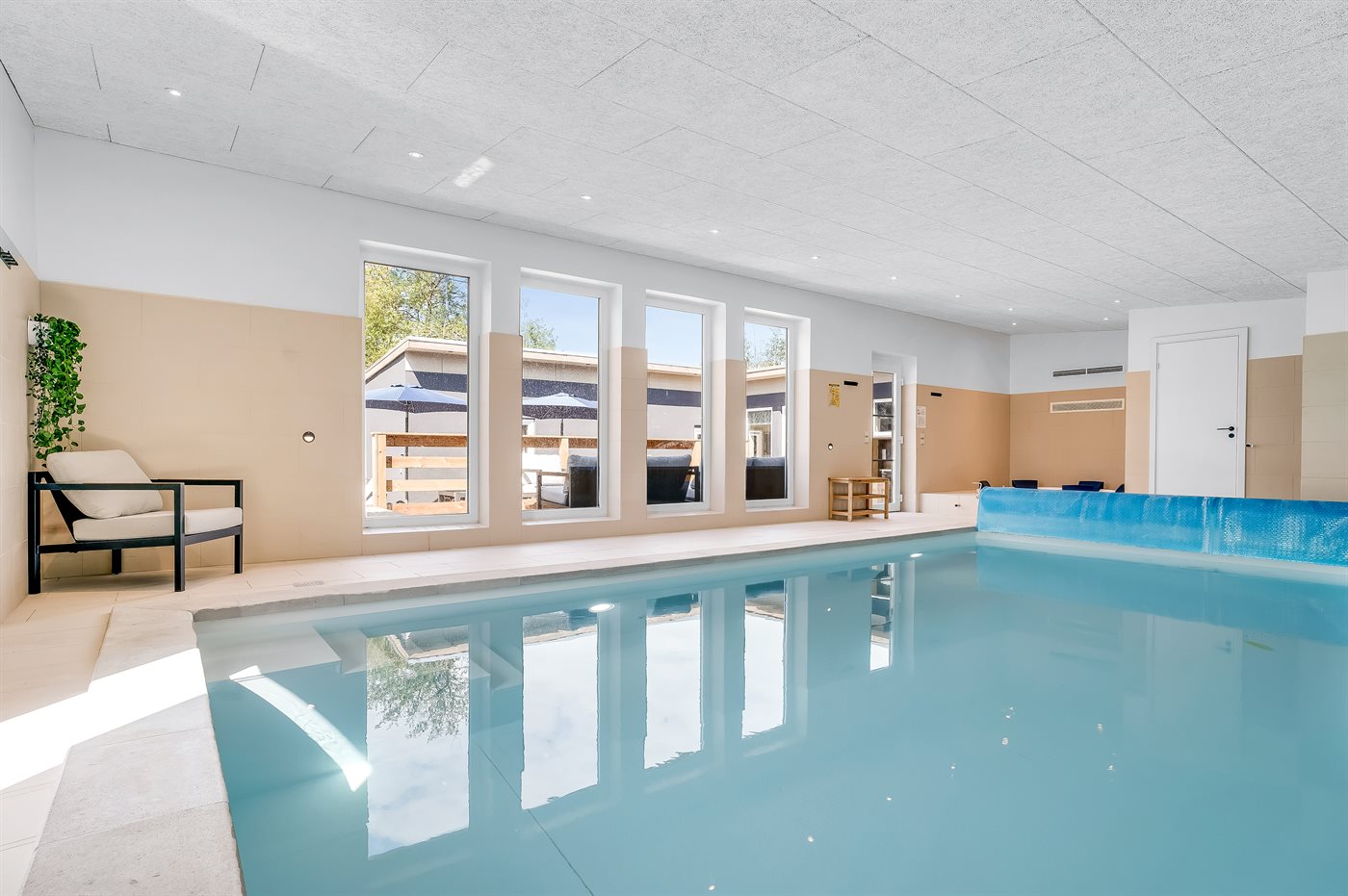 Urlaubsparadies in Væggerløse mit Pool, Sauna und Meer!