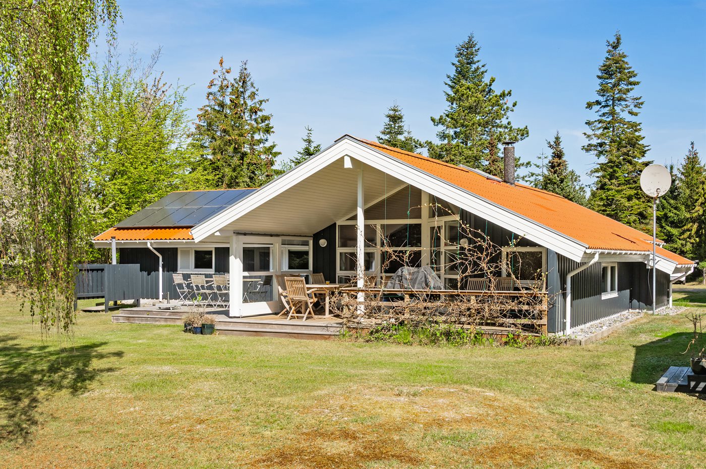 Strandhaus mit Sauna, Kamin & Meerblick in Marielyst