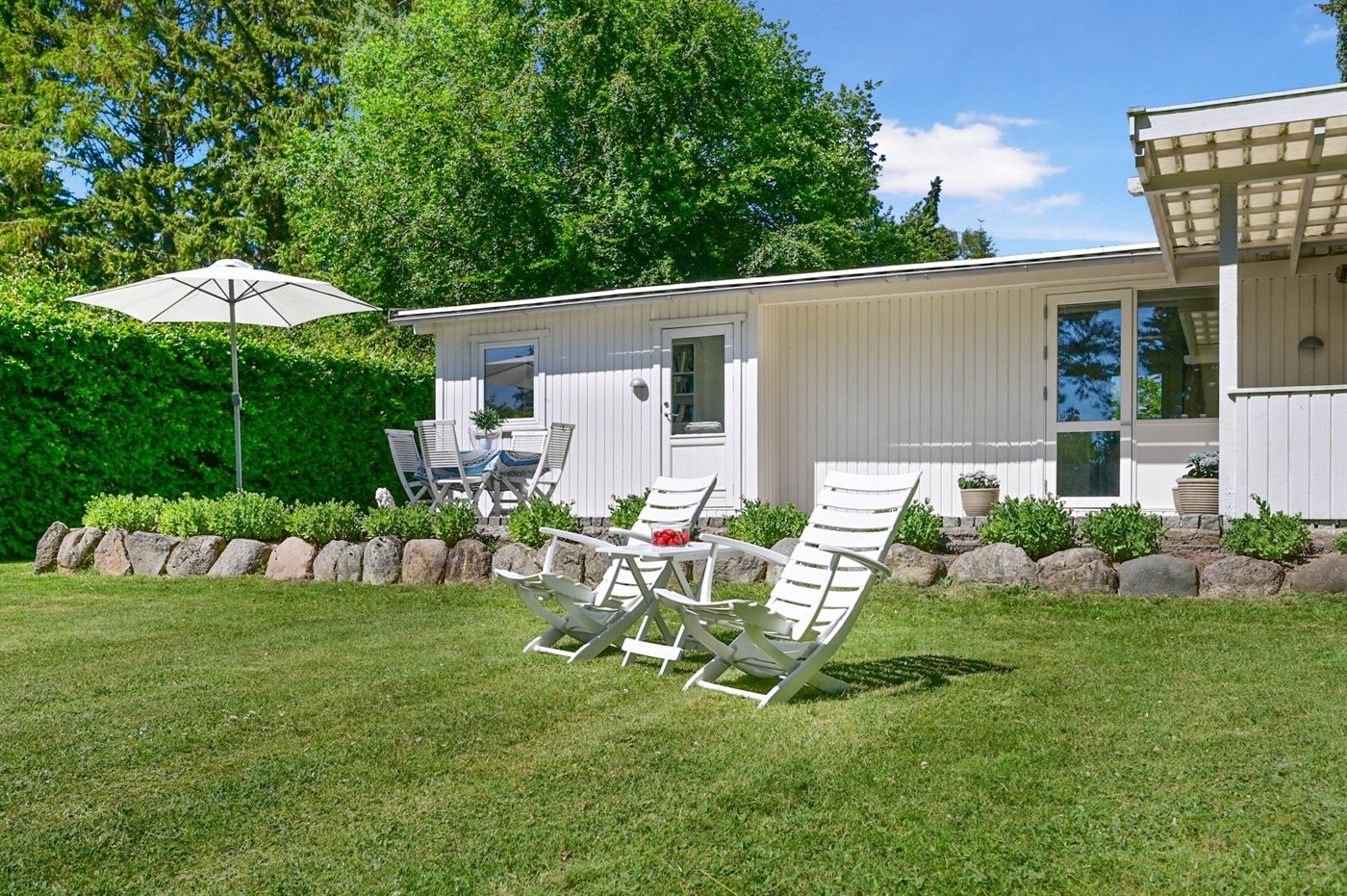 Gemütliches Ferienhaus mit Sauna und großem Garten in Hornbäk