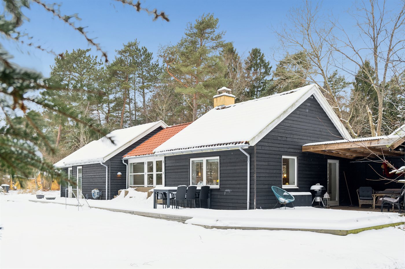 Ferienhaus-Glück mit Sauna, Kamin und Waldrand in Asserbo