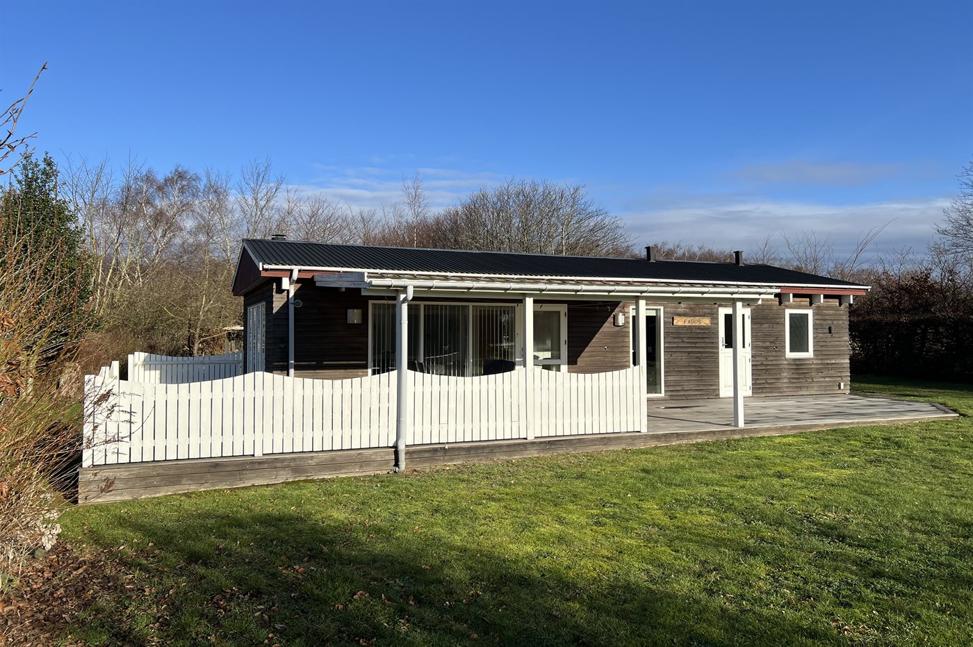 Urlaubstraum in Arnager: Charmantes Ferienhaus am Strand!