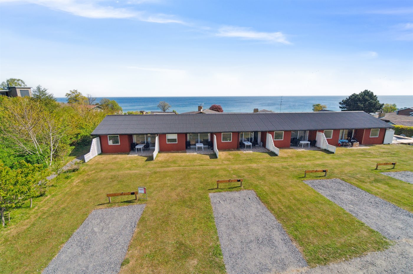 Frisch renoviert: Ferienhaus mit Sauna, Meerblick &amp; Kamin