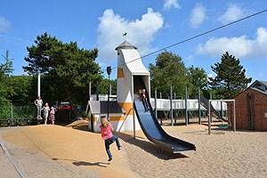 Herlig legeplads til børnene på Fiskeri- og Søfartsmuseet Fiskeri- og Søfartsmuseet legeplads