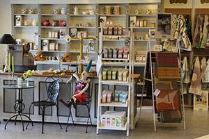 Gå på opdagelse i den hyggelige butik Kloster Design butik