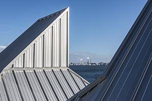 Center für Kunst, Architektur und Design Blick zwischen die Dächer auf den Limfjord